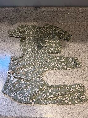 Jessica Simpson Green Floral Two-Piece Kids Set